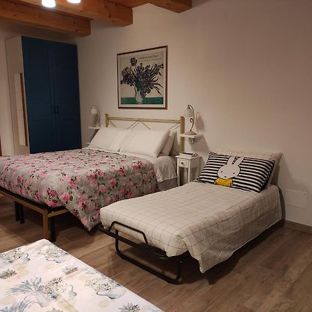 אנקונה Casa Montefiore 13 Iris Lt Nella Tranquilla Campagna Marchigiana מראה חיצוני תמונה