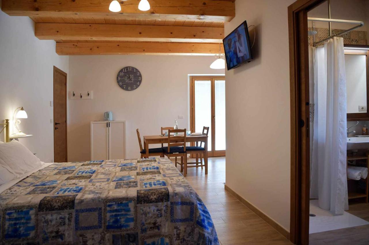 אנקונה Casa Montefiore 13 Iris Lt Nella Tranquilla Campagna Marchigiana מראה חיצוני תמונה