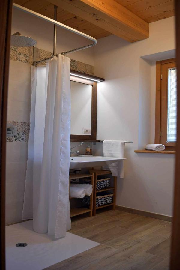 אנקונה Casa Montefiore 13 Iris Lt Nella Tranquilla Campagna Marchigiana מראה חיצוני תמונה