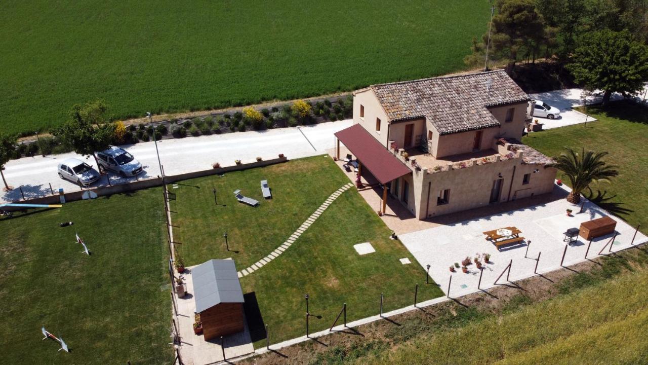 אנקונה Casa Montefiore 13 Iris Lt Nella Tranquilla Campagna Marchigiana מראה חיצוני תמונה